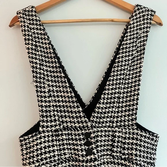 ZARA MIDI TWEED HERRINGBONE PINAFORE JUMPER DRESS BLACK WHITE BUTTONS MEDIUM - Picture 7 of 15